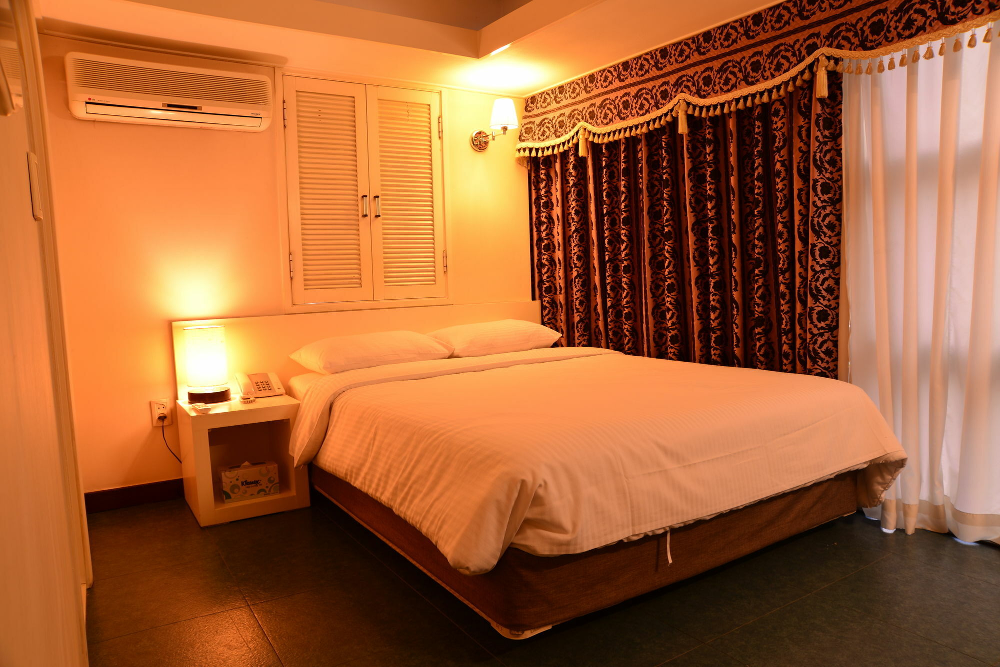 New Korea Hotel Seoul Exterior photo